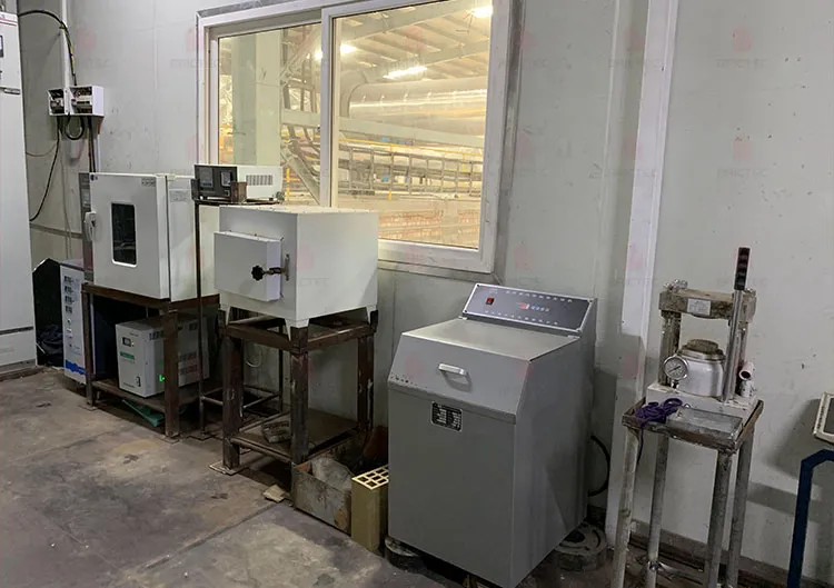 Brickmaking machine Experimentele extruder voor het testen van de prestaties van kleiproducten 4