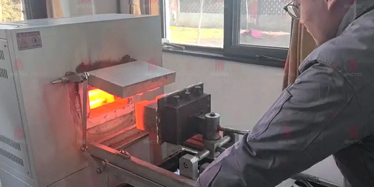 Brandvaste bakstenen met hoge temperatuurbestendigheid, hoge kwaliteit en duurzaamheid en lagere energiekosten 2